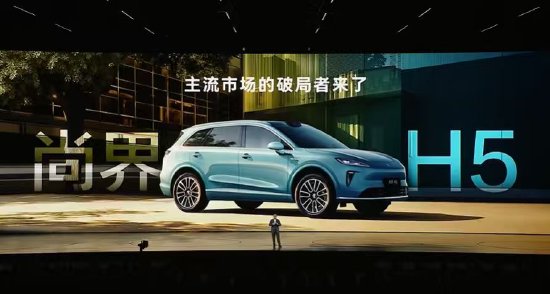 配资股市 上汽集团总裁贾健旭：余承东有个绰号叫余大嘴，名副其实，给我们提了很多要求